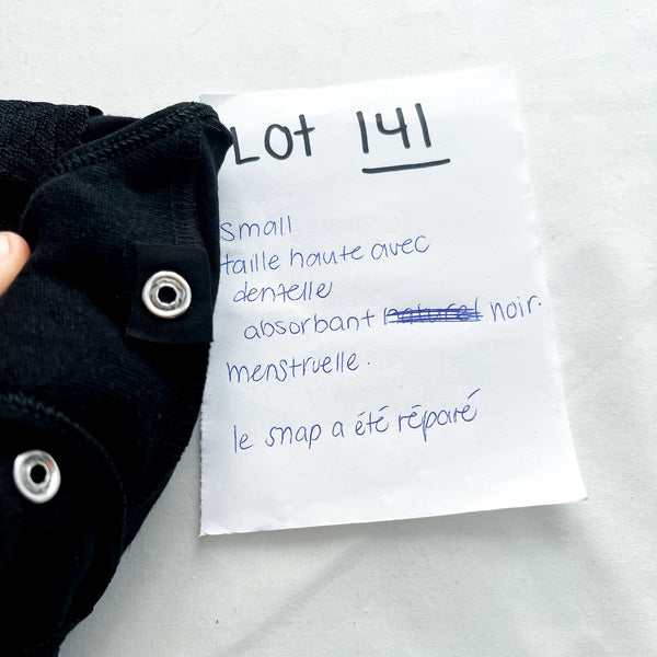 Lot 141 - Défaut - 1 Culotte menstruelle Dentelle S absorbant noir