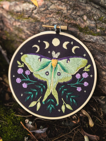 Kit pour broderie - Actias Luna - Marie fil