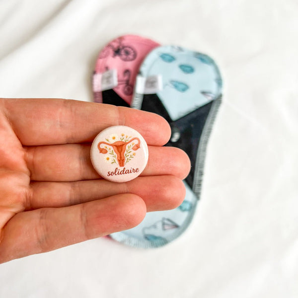 Macaron solidaire – Ensemble pour l’équité menstruelle - Marie fil