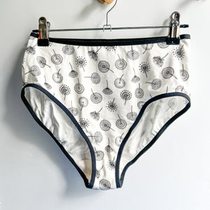 Culotte Menstruelle Taille Haute + Pissenlit en folie - Marie fil - Boutique écoresponsable | Culotte menstruelle & Zéro déchet